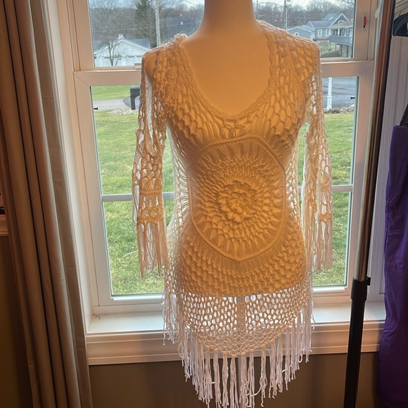 Cupshe Other - Bathing suit cover